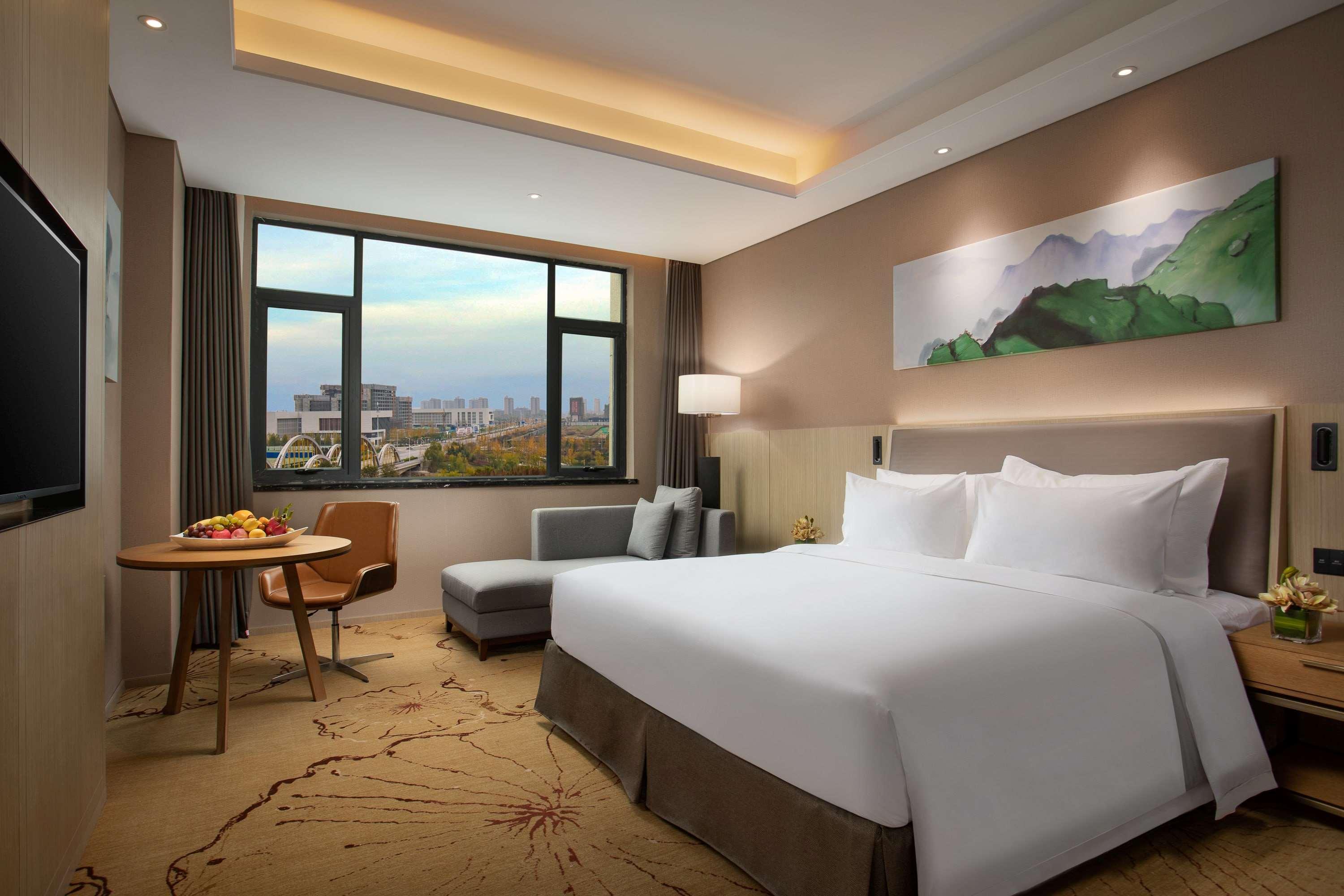 Hotel Ramada Wyndham Zhengzhou Xinzheng Xinzheng  Zewnętrze zdjęcie