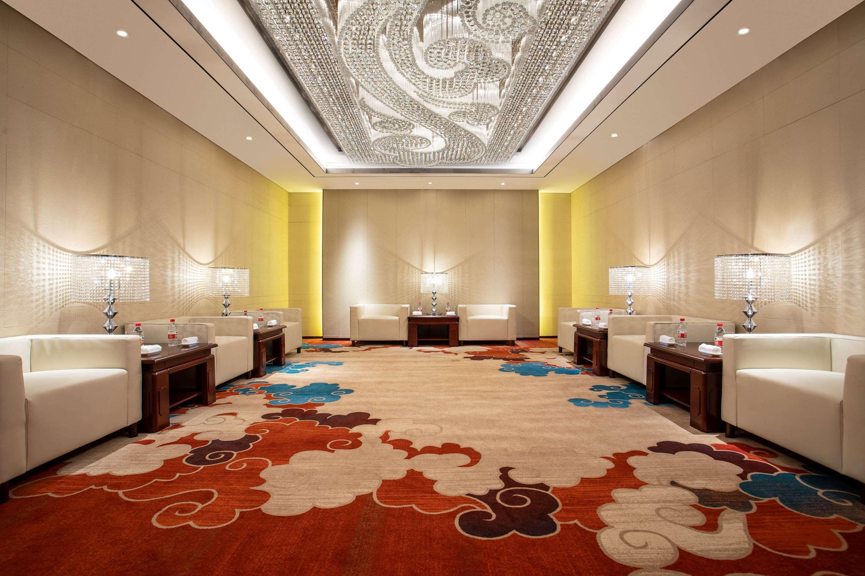 Hotel Ramada Wyndham Zhengzhou Xinzheng Xinzheng  Zewnętrze zdjęcie